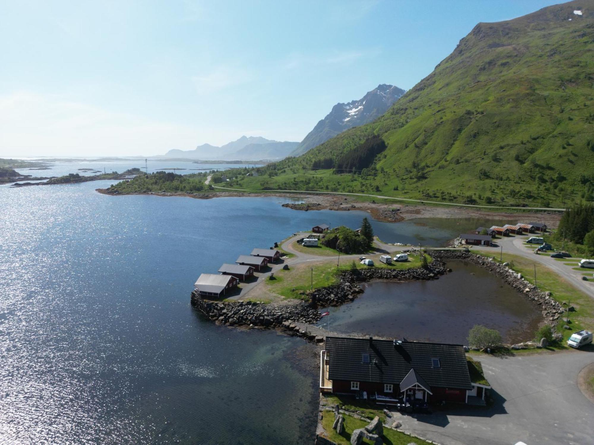 Brustranda Fjordcamping * Valberg